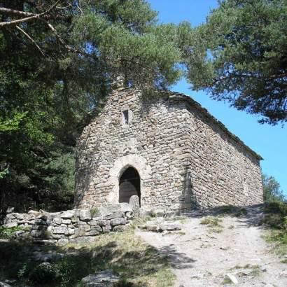 chapelle saint leger montclar : history and tradition of a mountain village alpes de haute provence